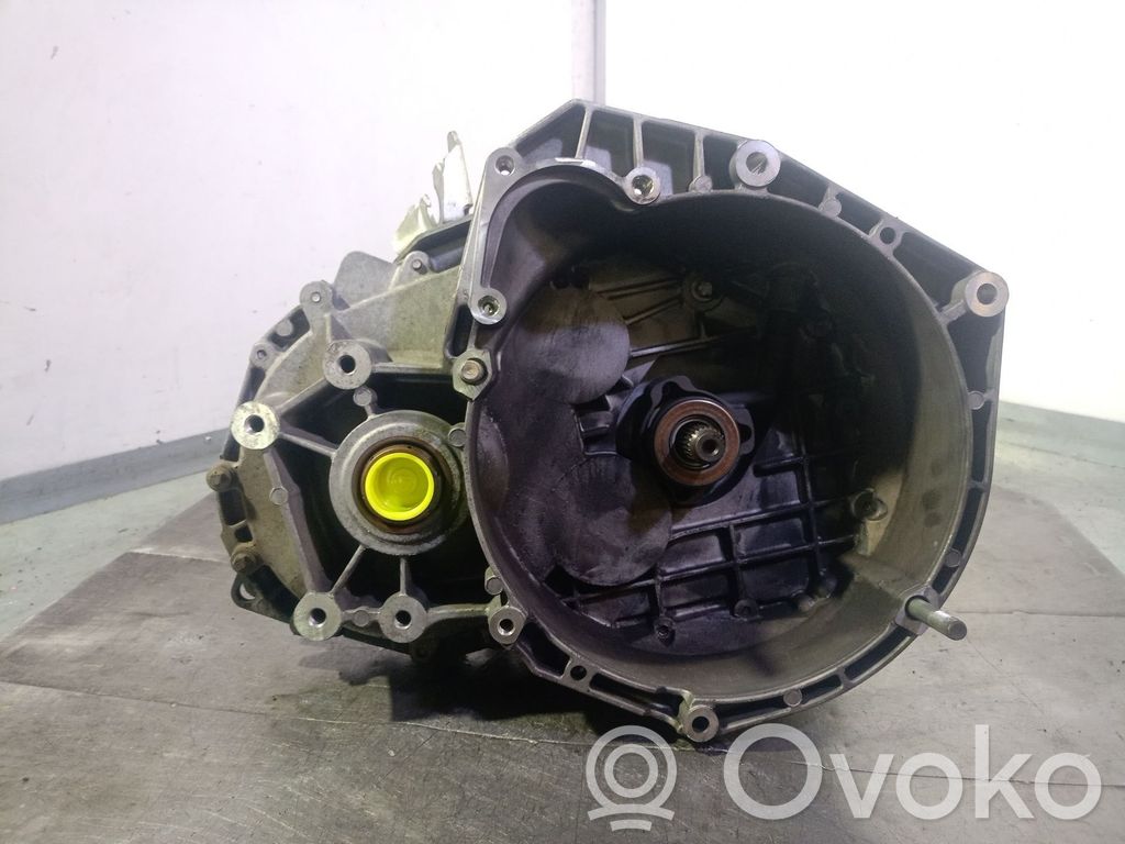 Manualna 5-biegowa skrzynia biegów   55568318,R100490616T