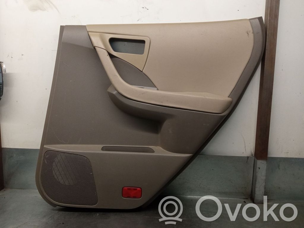 Boczki / Poszycie drzwi tylnych   82900CB401,82900CB401