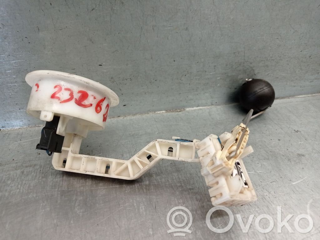 Audi A6 S6 C5 4B Bomba interna de combustible 