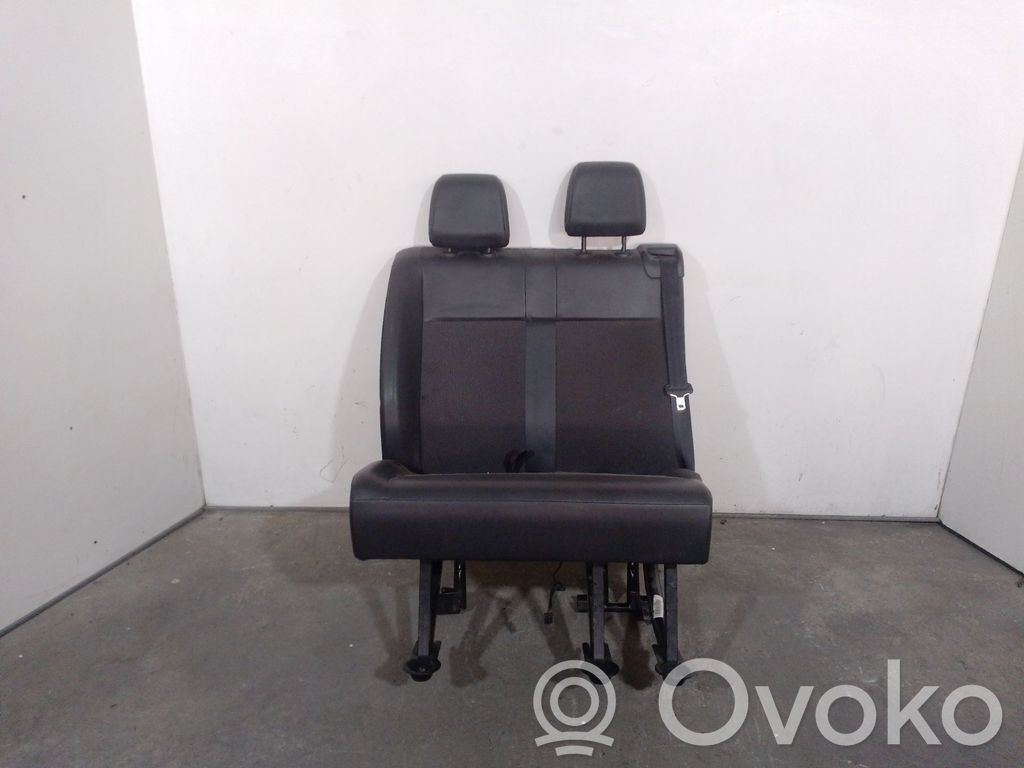 Opel Vivaro Etumatkustajan istuin