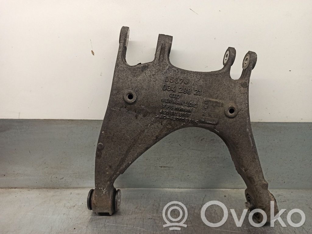 Brazo de suspensión trasero   4E0511511F