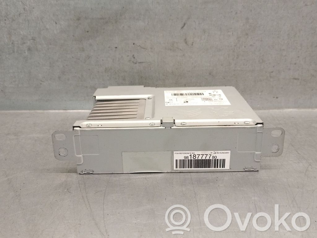 Opel Vivaro Unidad de control de sonido audio HiFi 