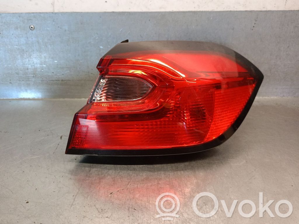 Ford Fiesta Lampă spate în caroserie 