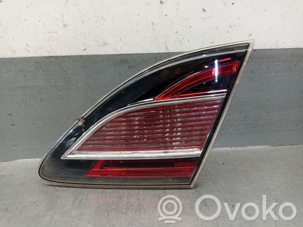 Mazda 6 Aizmugurējais lukturis virsbūvē 