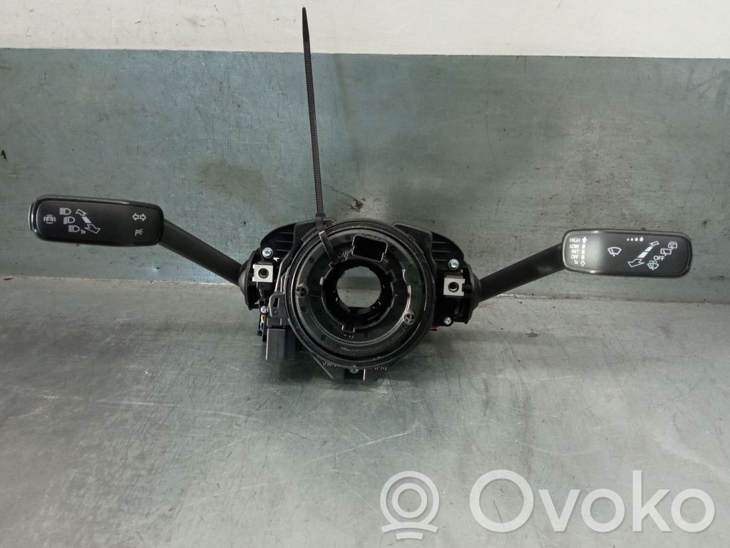 Volkswagen Taigo Interruptor de control del panel de luces 
