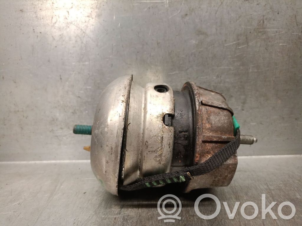 Jaguar S-Type Engine mount bracket 