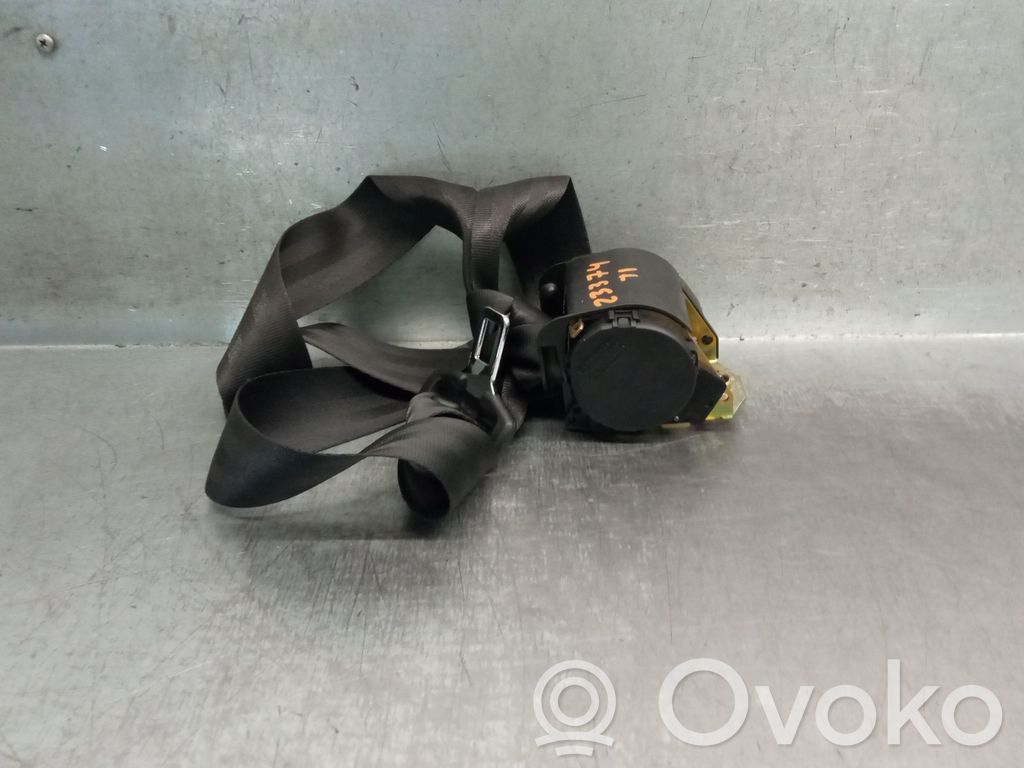 Audi 100 S4 C4 Cinturón trasero 