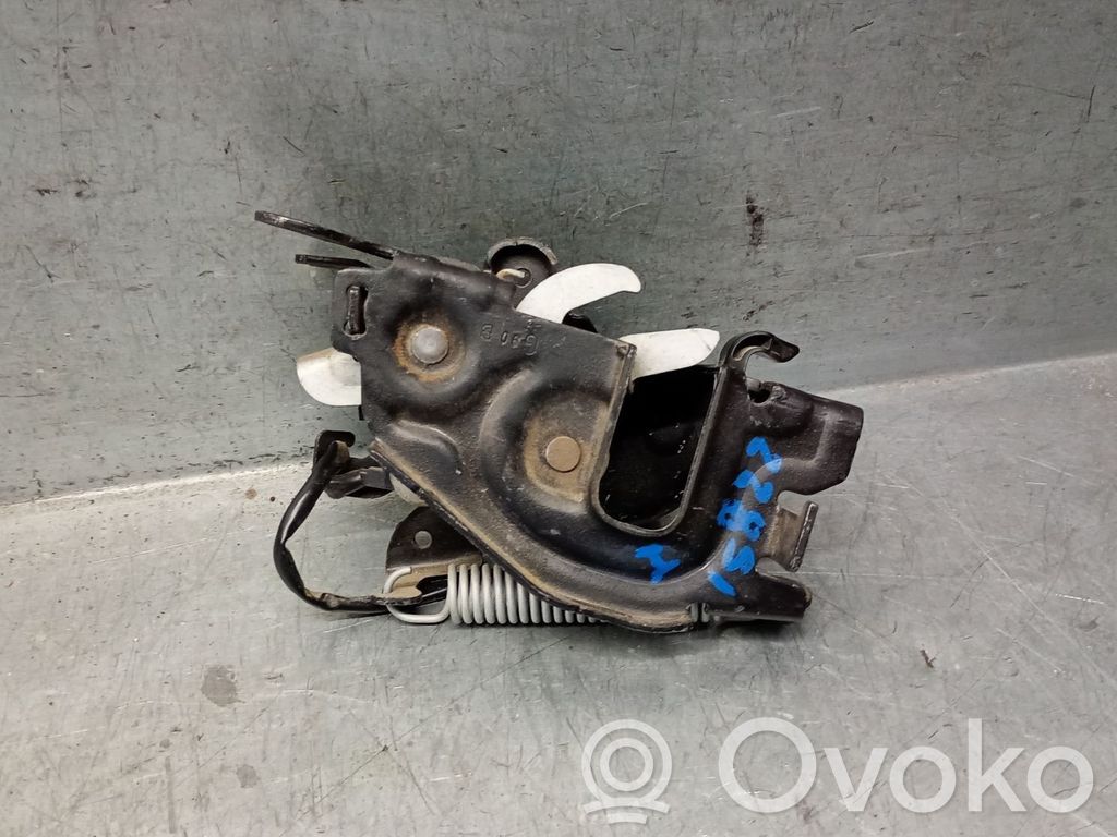 BMW X3 G01 Tie down hook / loop 