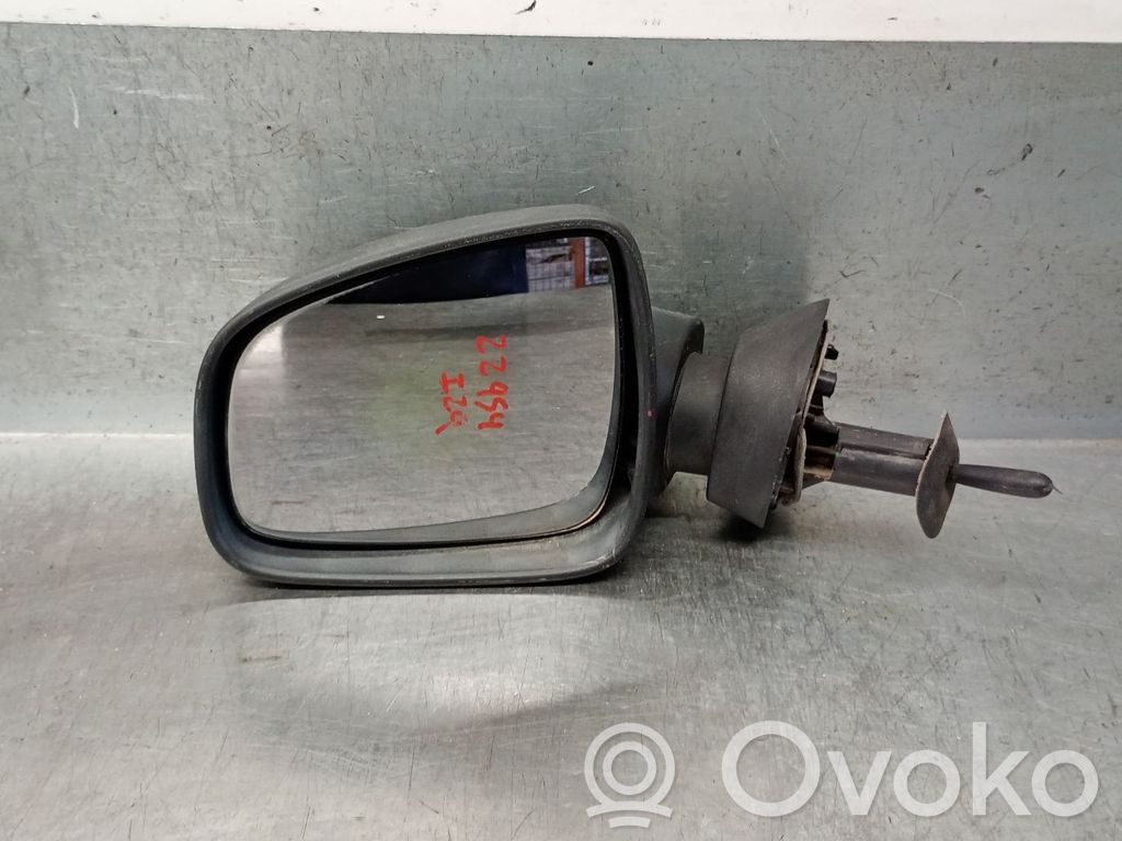 Dacia Duster Oroch Elektryczne lusterko boczne drzwi przednich 