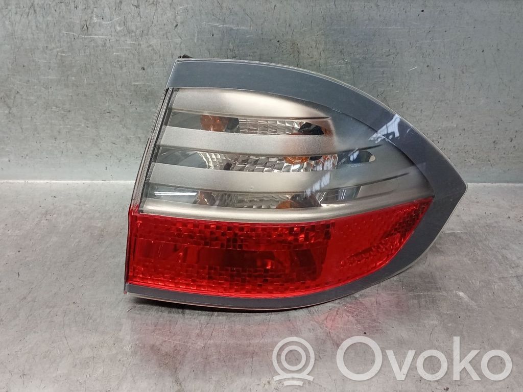 Ford S-MAX Luci posteriori 