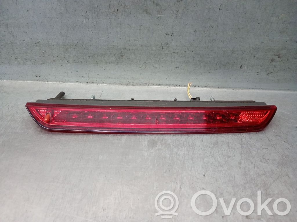 Peugeot 3008 II Lampă frână centrală 