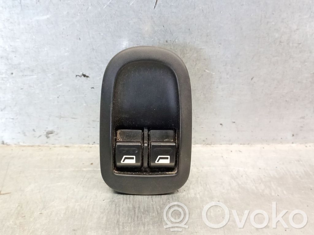 Peugeot 206 Electric window control switch 