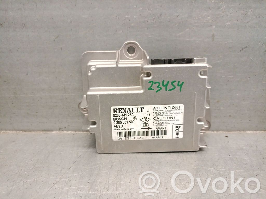 Airbag control unit/module   8200441250,BOSCH