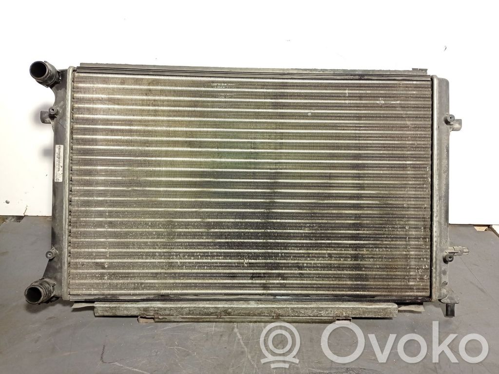 Volkswagen Touran I Radiatore di raffreddamento