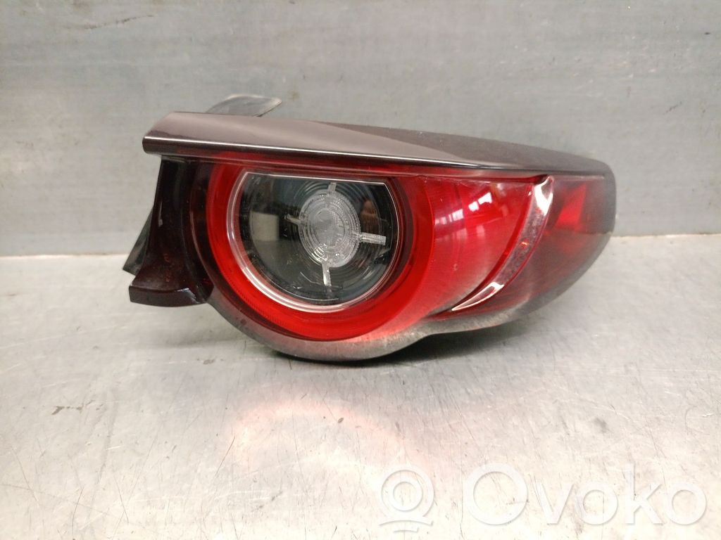 Mazda 3 Luz trasera/de freno 
