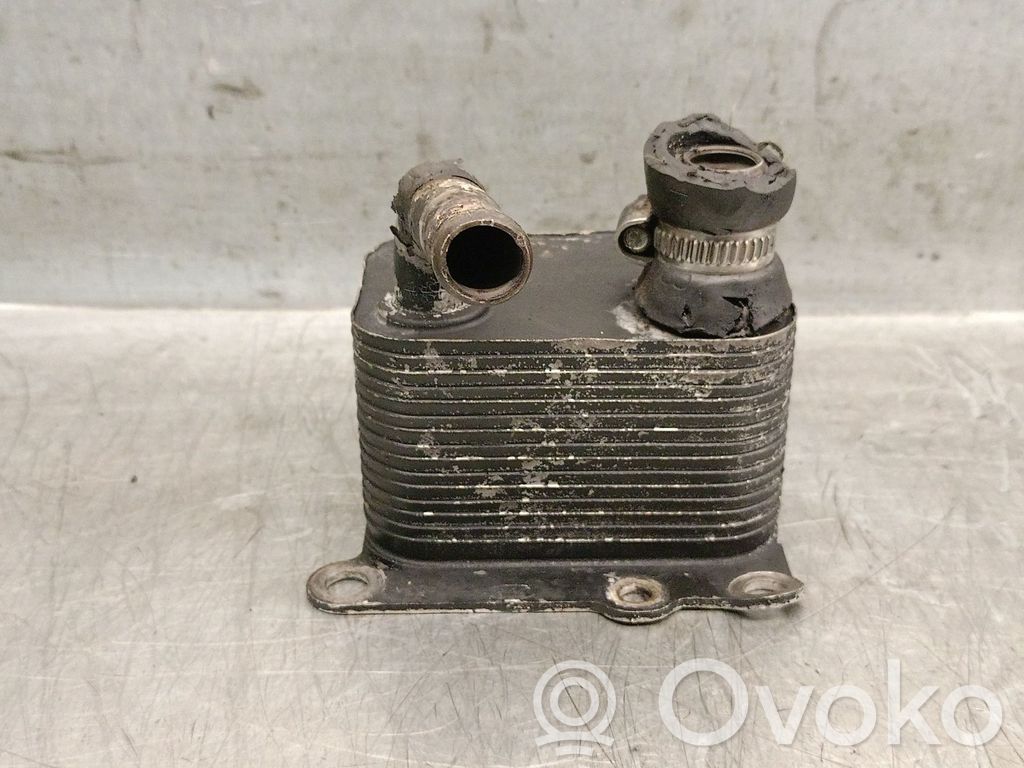 Ford Focus Engine oil radiator 