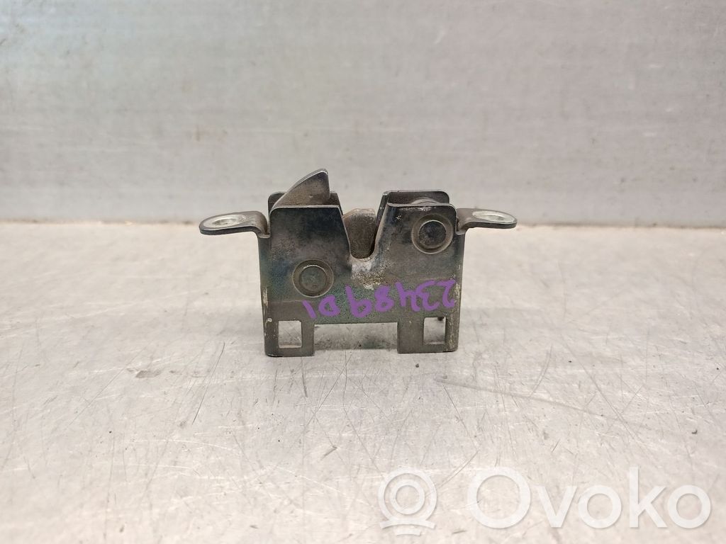 Jaguar X-Type Tie down hook / loop 