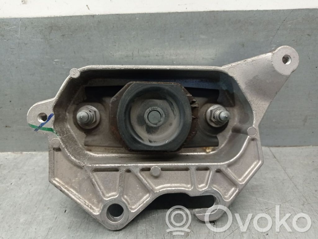 Nissan Juke II F16 Suport tampon motor 