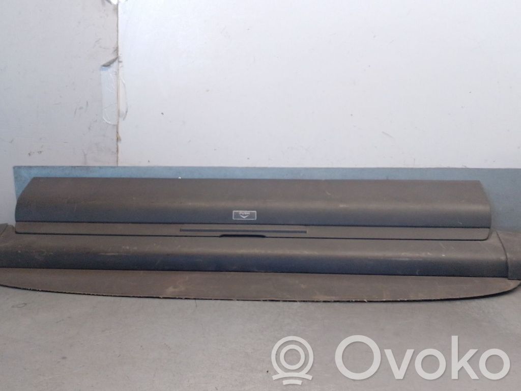 Volvo V50 Hutablage 