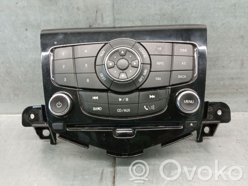 Chevrolet Cruze Unitate principală radio/CD/DVD/GPS 