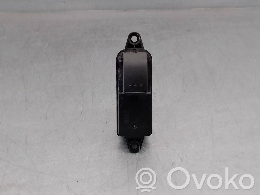 Mazda CX-7 Electric window control switch 