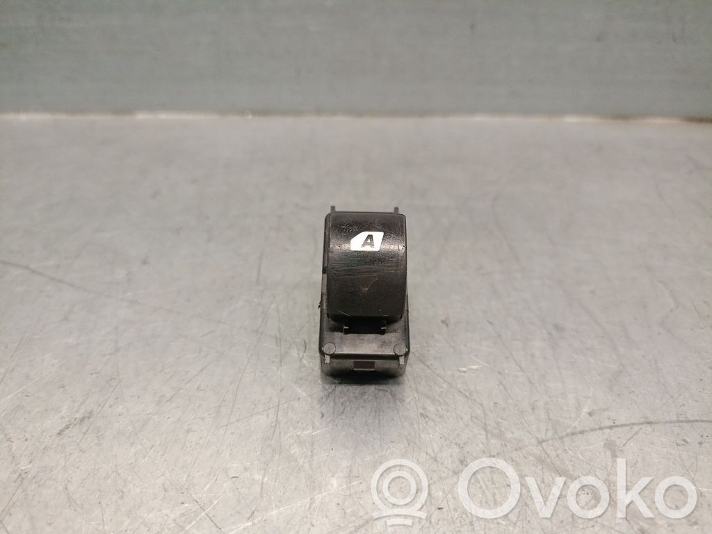 Peugeot Partner Electric window control switch 