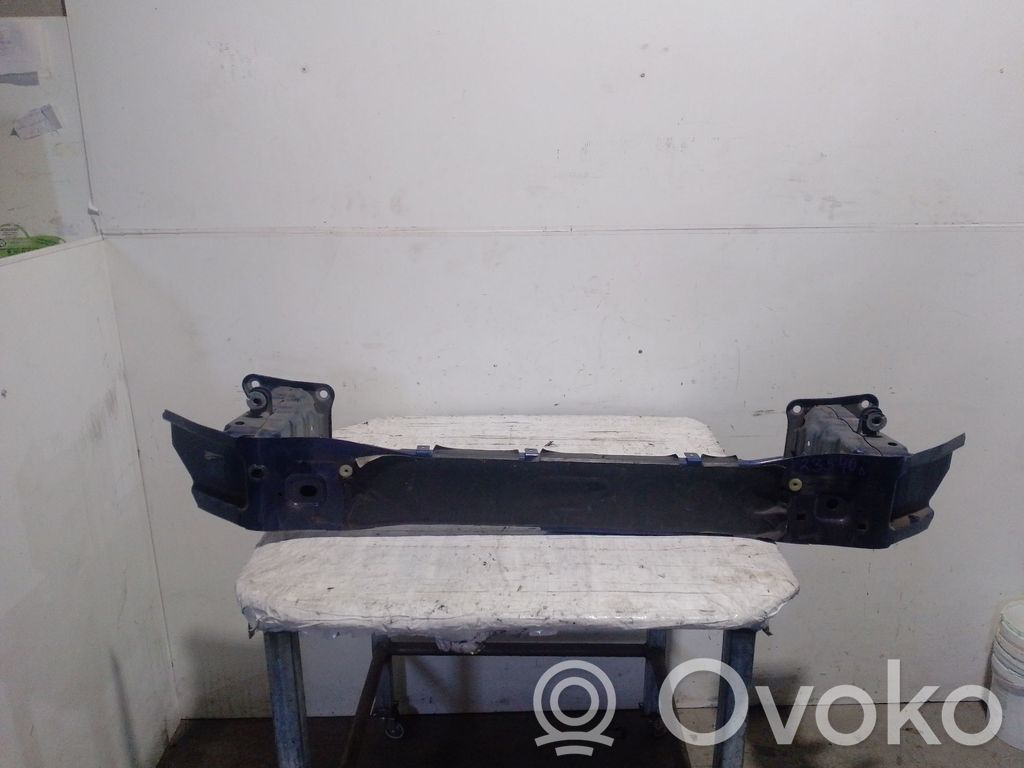 Ford Focus Front bumper mounting bracket 