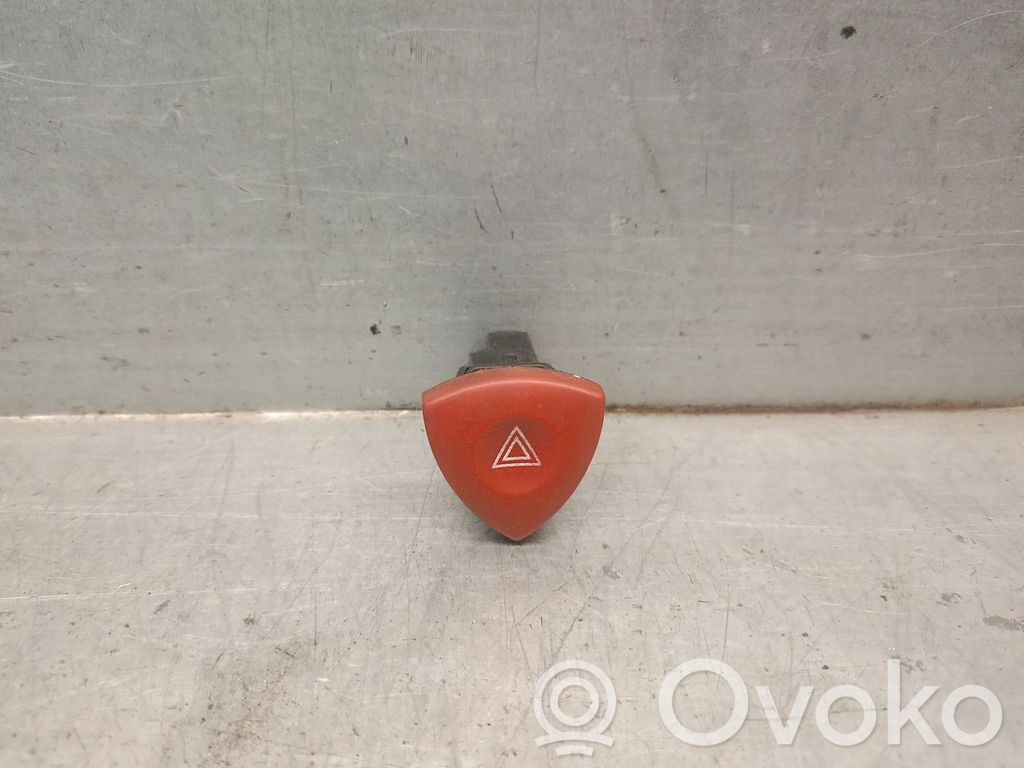 Opel Vivaro Hazard light switch 
