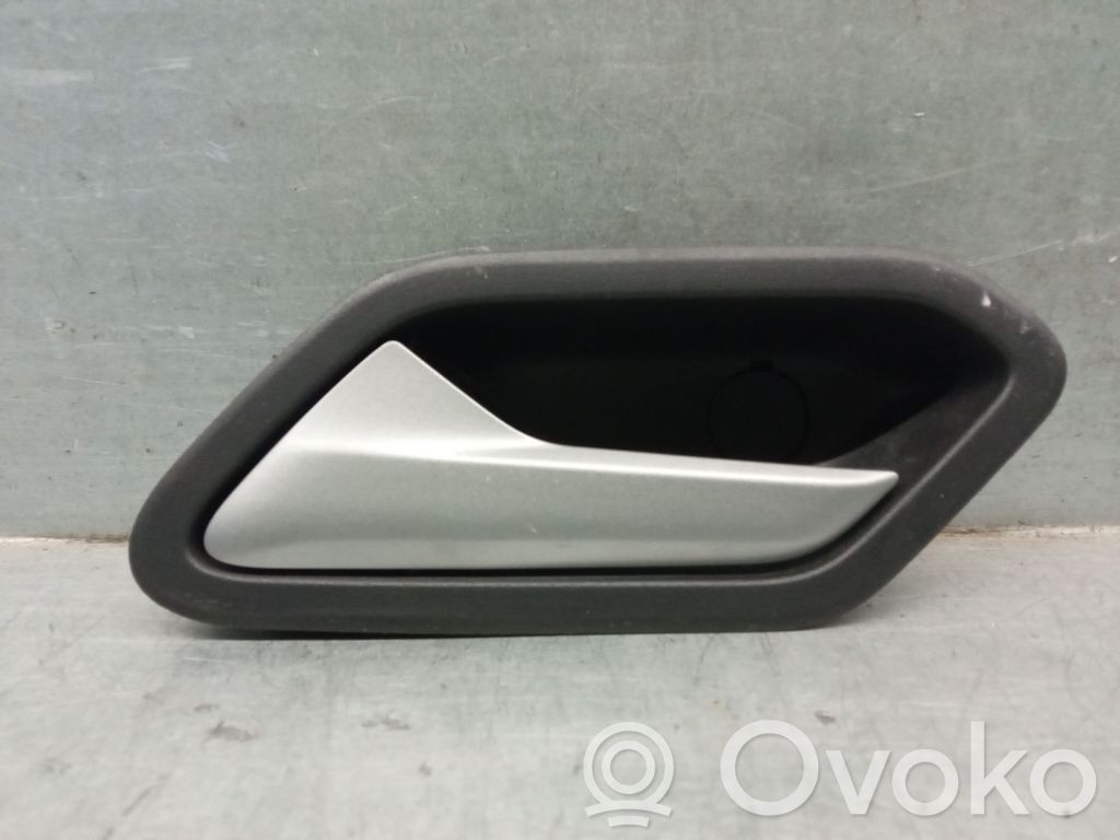 Dacia Jogger Manecilla interna puerta trasera 