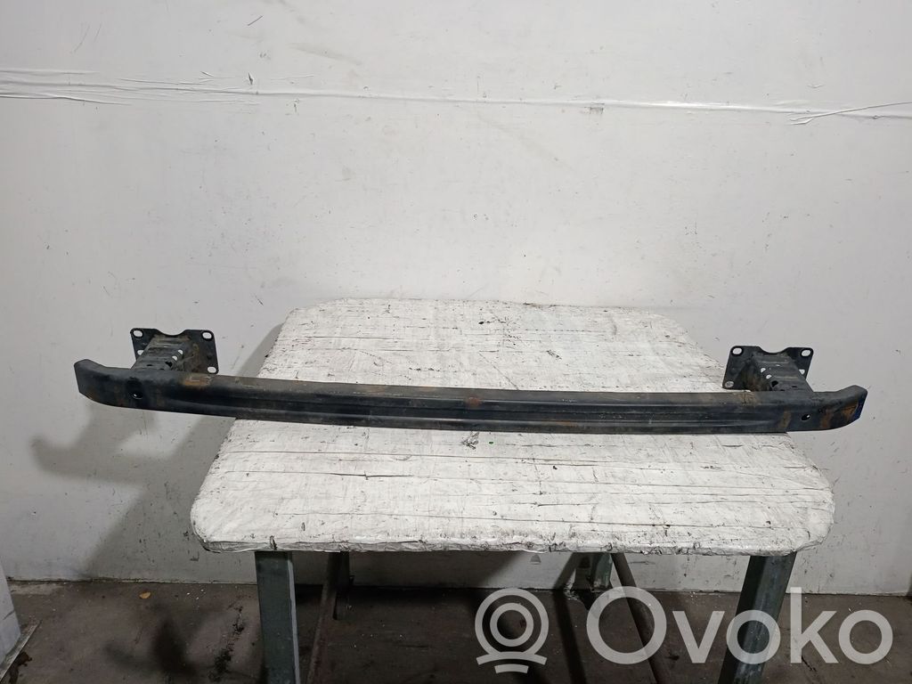 Peugeot 407 Soporte del parachoques delantero