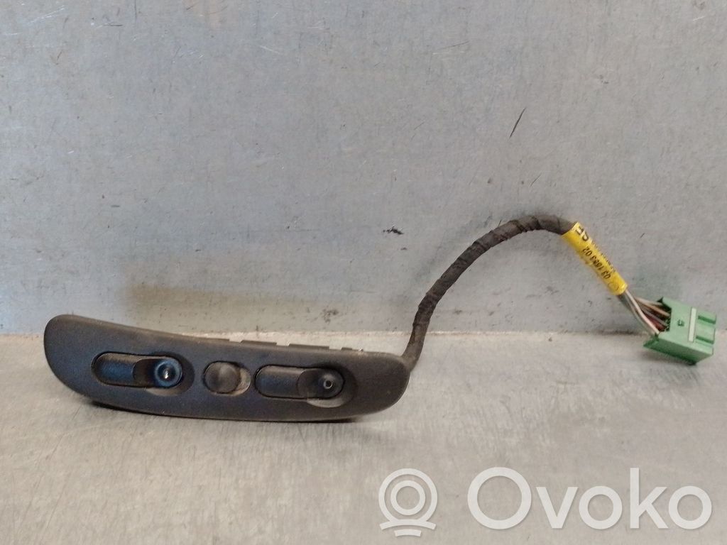 Opel Vectra B Przyciski szyb 
