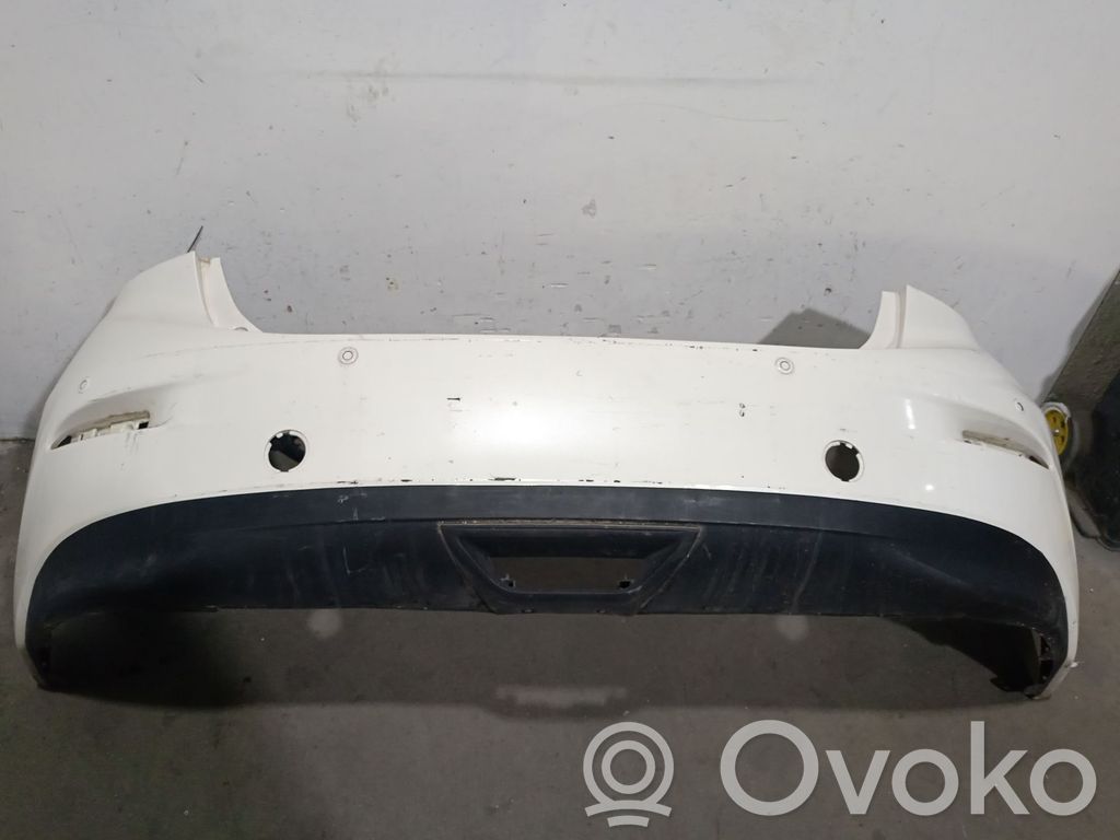 Mazda 3 III Parachoques 