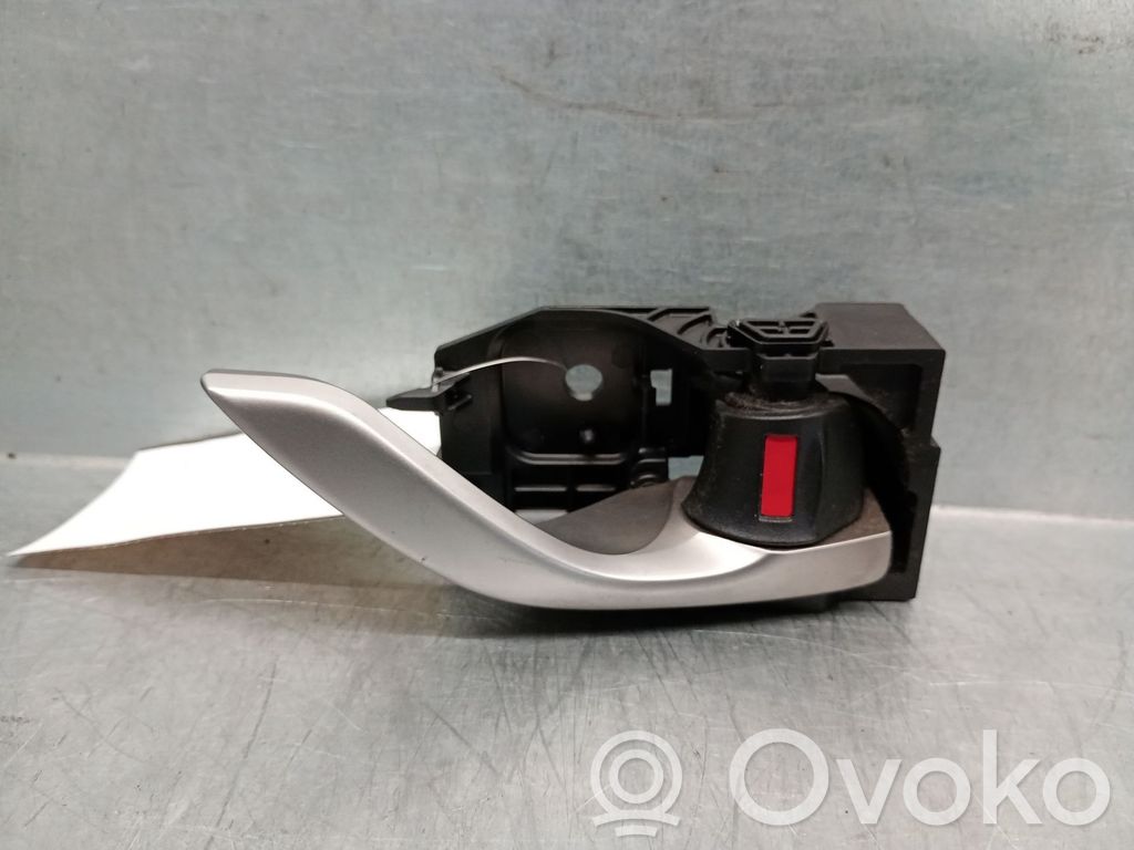 Mazda 3 III Rear door interior handle 