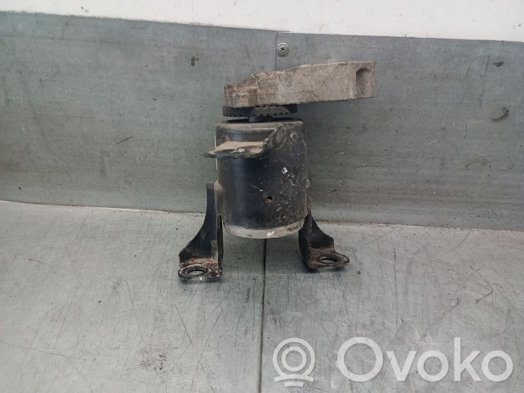 Ford Fiesta Engine mount bracket 