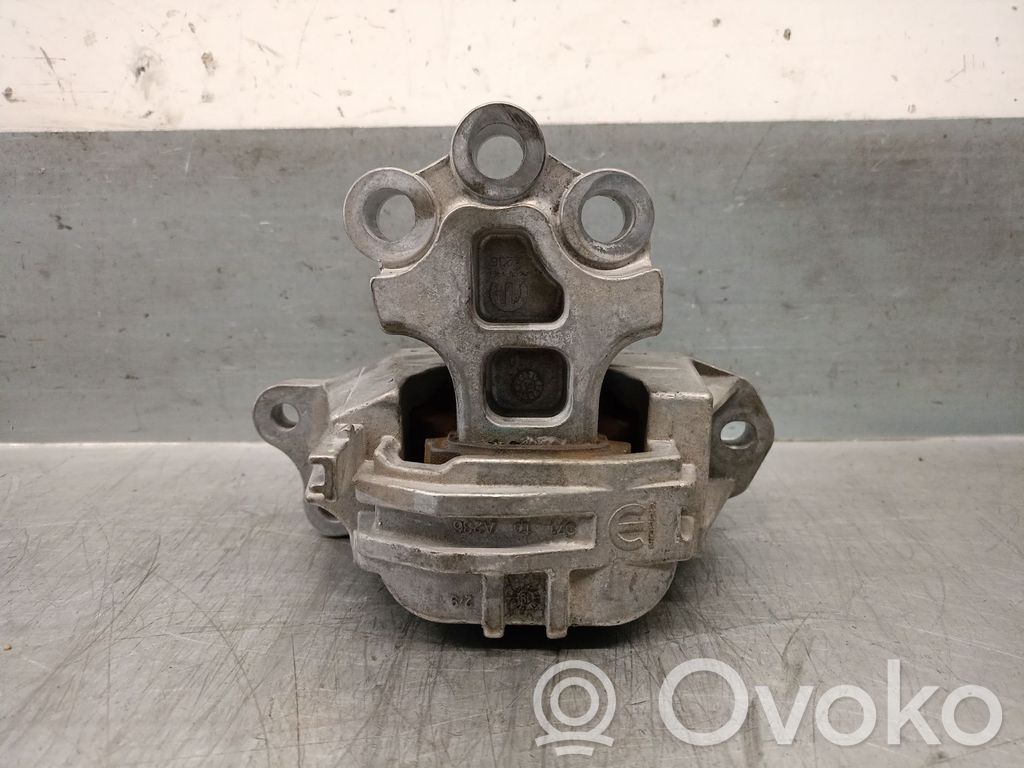Fiat Tipo Engine mount bracket 
