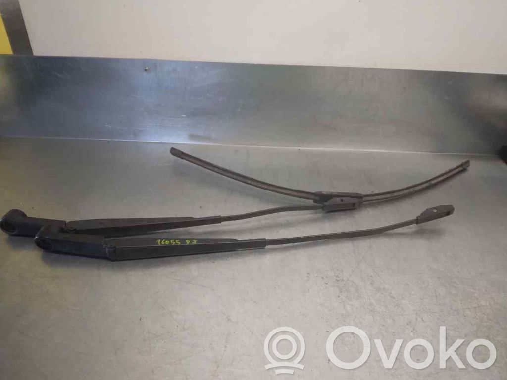 Citroen C4 II Braccio della spazzola tergicristallo anteriore 