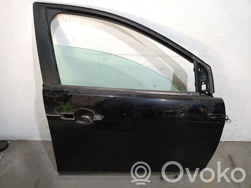 Ford Focus Дверь 