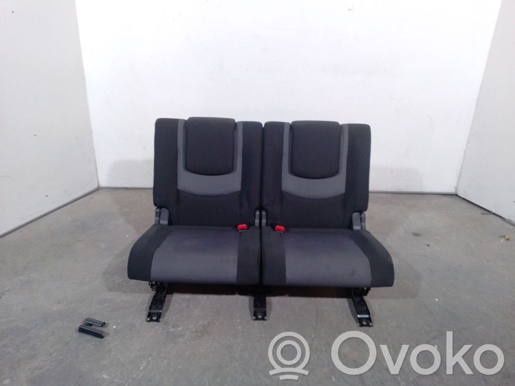 Takaistuin   CC545730XE02,CC545730XE02