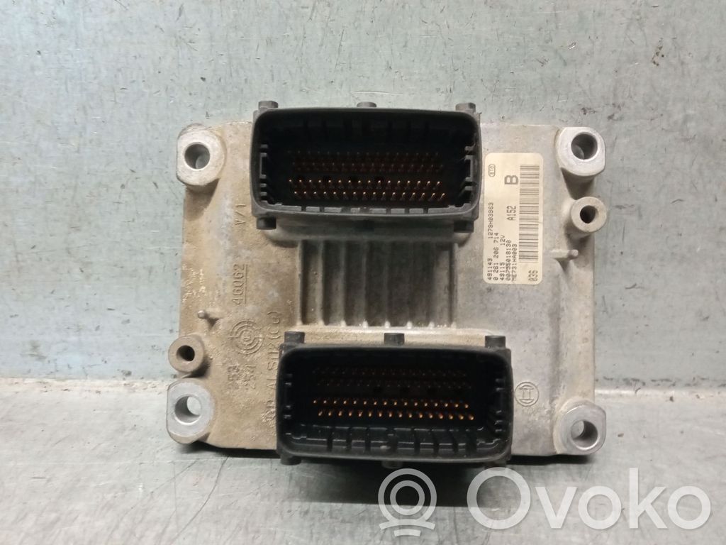 Engine control unit/module   1279H03963,00735018130,0261206714BOSCH