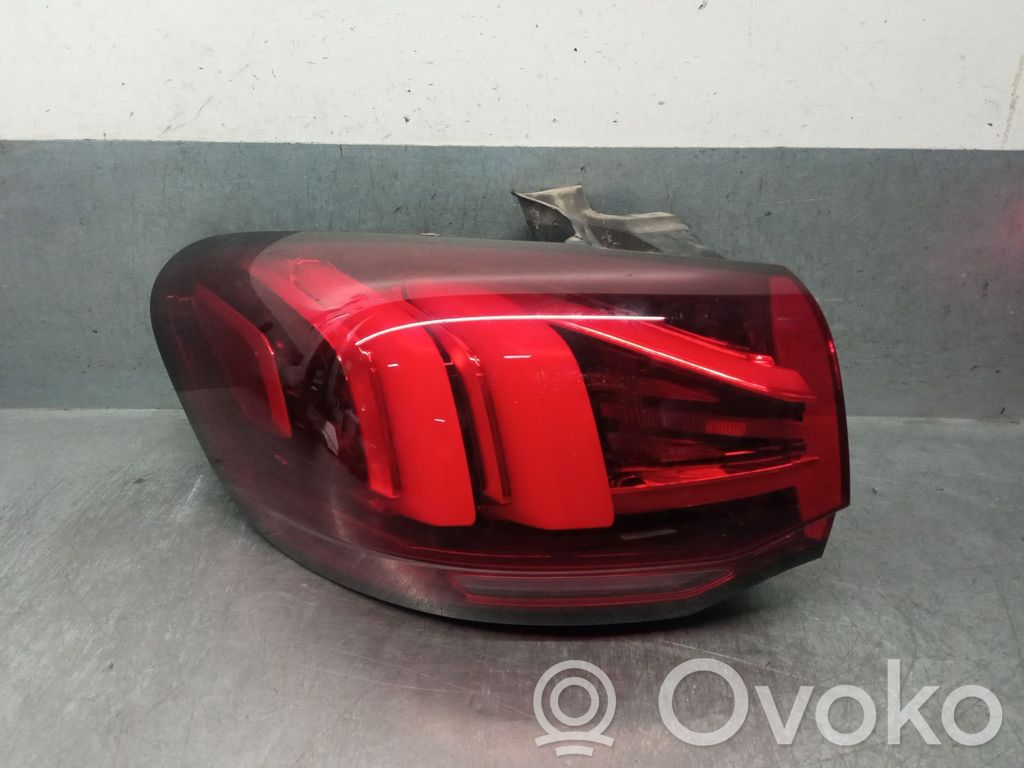 MG MGF Galinis žibintas kėbule 