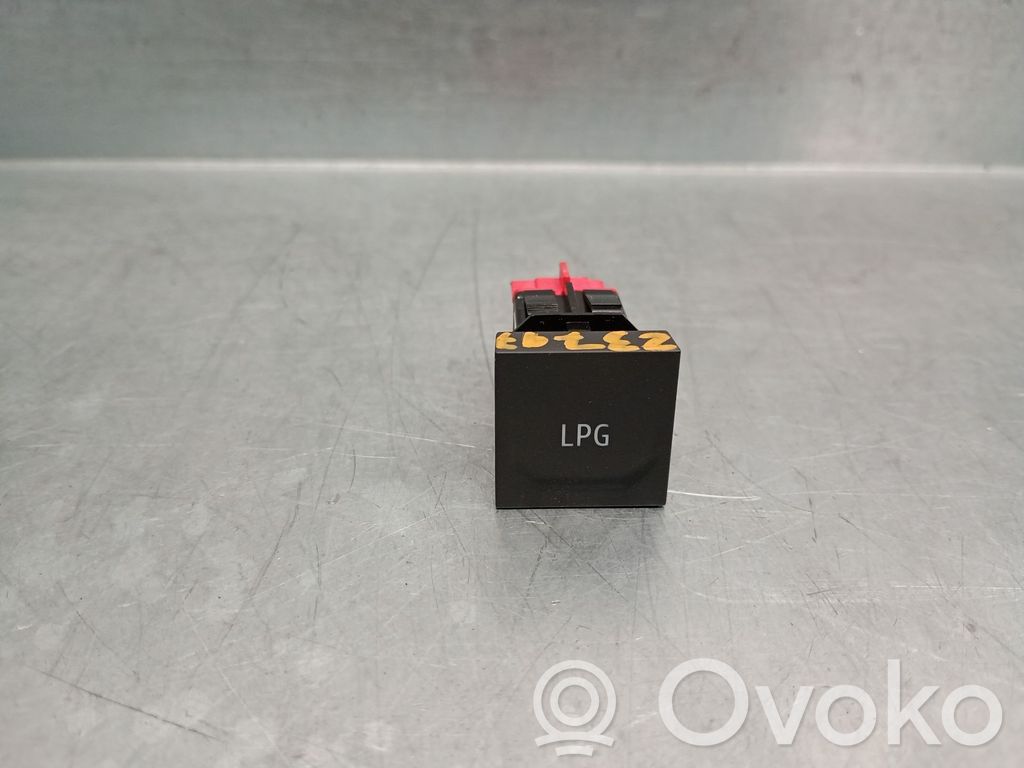 Interruptor de control multifunción   251901946R