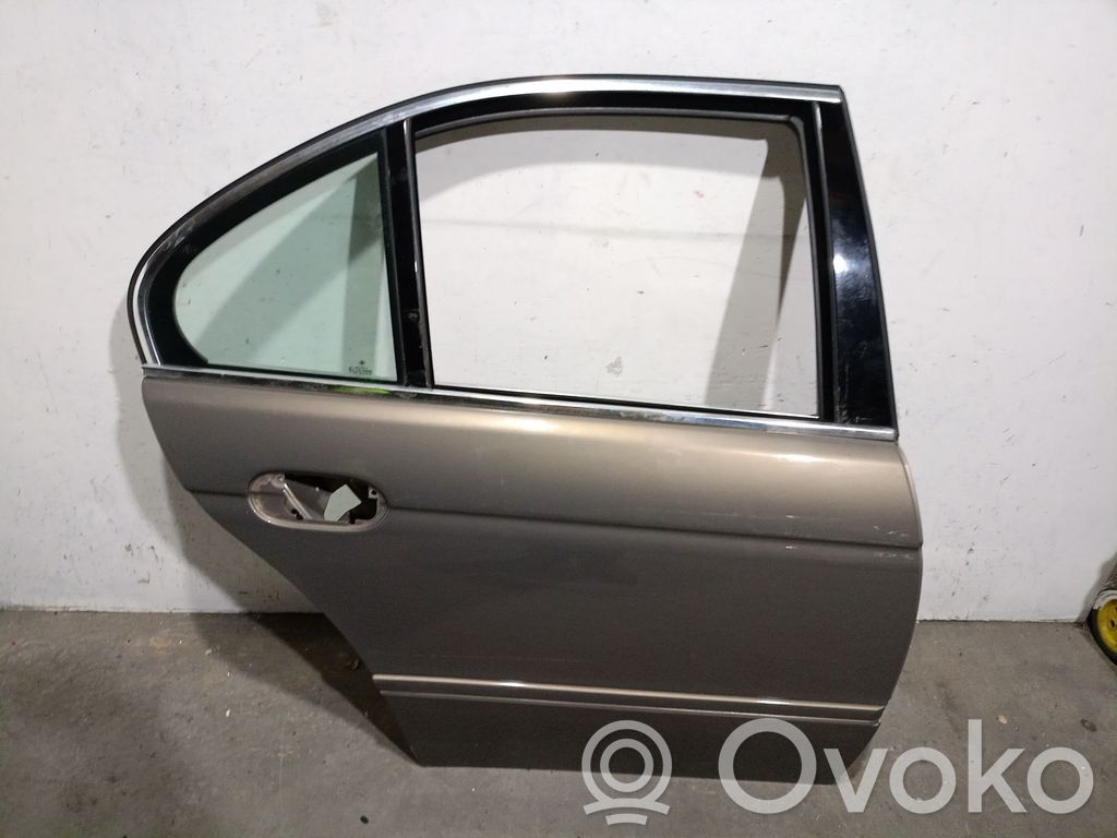 BMW 5 E39 Galinės durys 