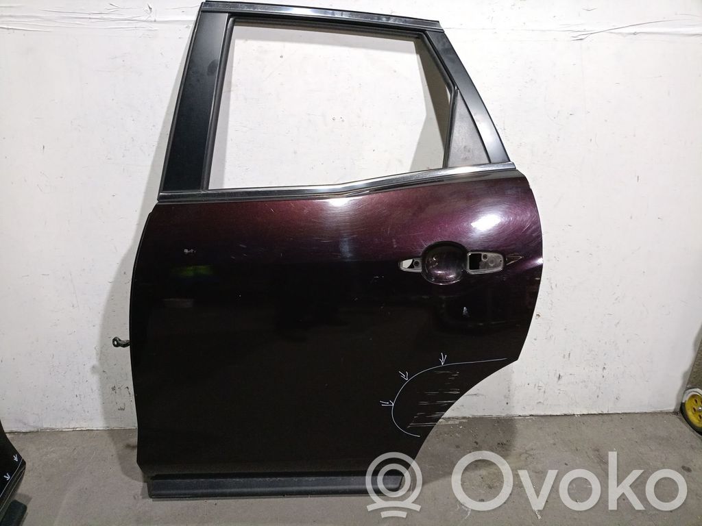 Mazda CX-7 Aizmugurējās durvis 