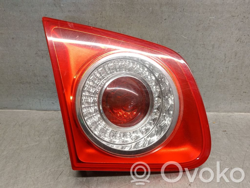 Volkswagen Jetta V Luci posteriori 