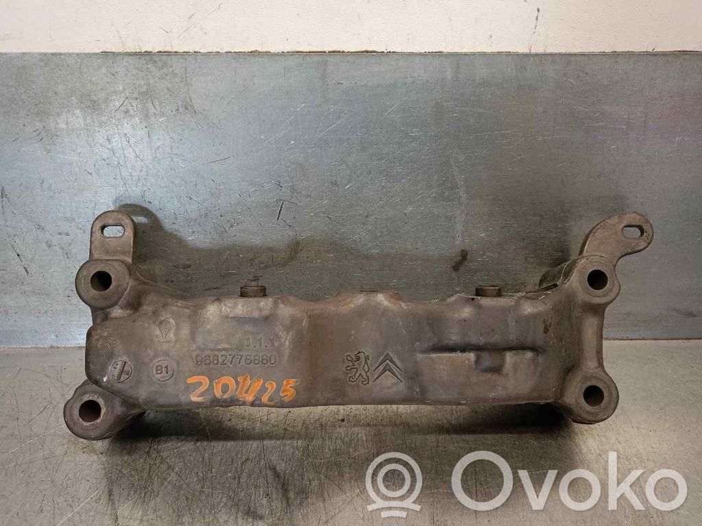 Peugeot 508 Soporte de montaje del motor 