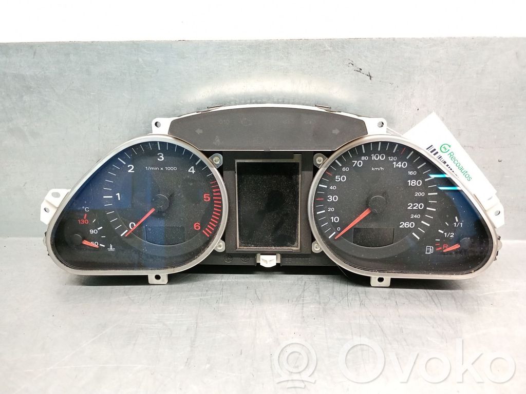 Audi Q7 4L Tachimetro (quadro strumenti) 
