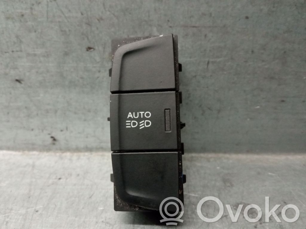 Interruptor de control multifunción   96770601ZD,96770601ZD