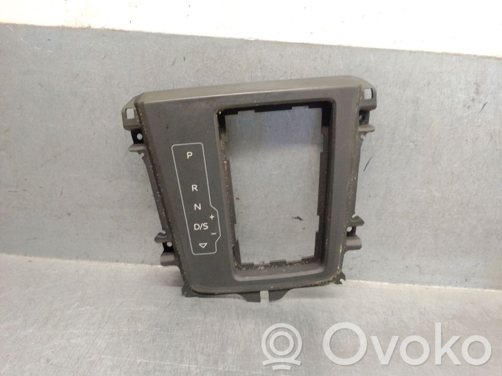 Audi Q3 F3 Capac inferior 