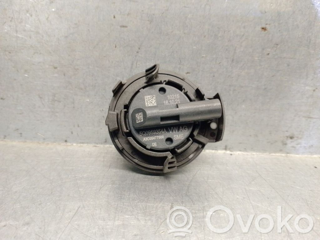 Audi Q3 F3 Sensor 