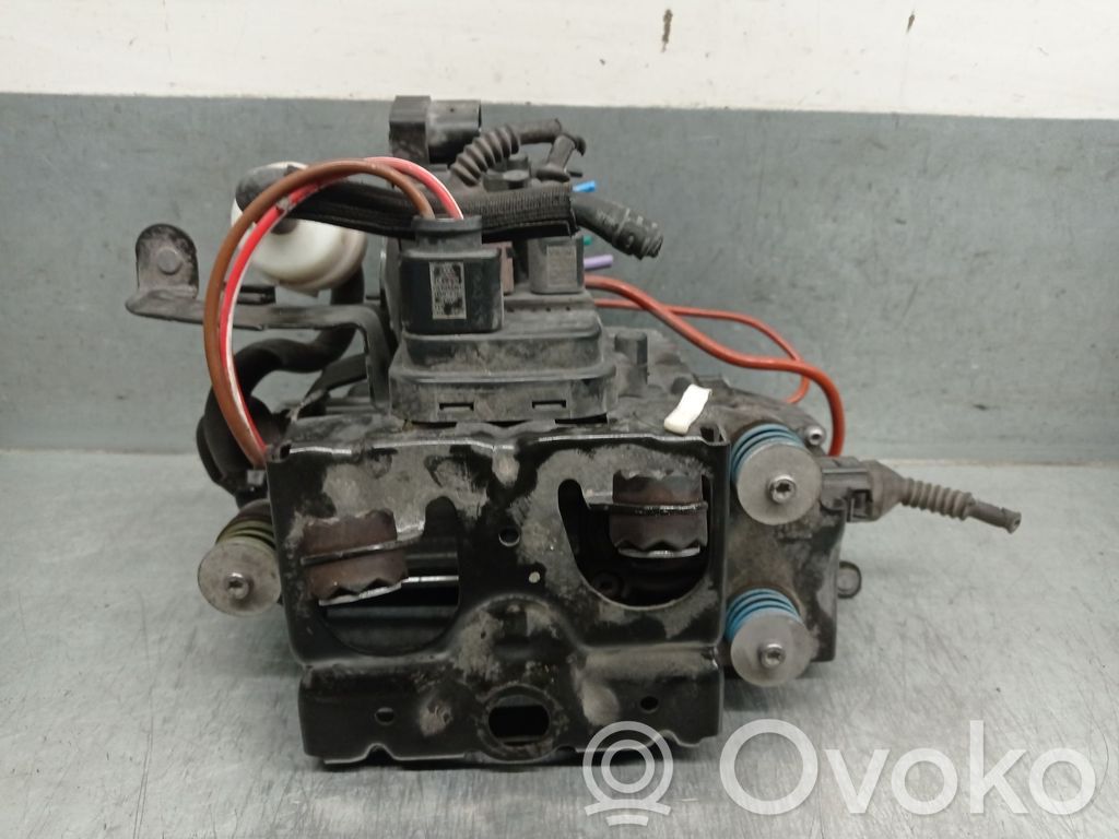 Volkswagen Touareg III Kompressor Luftfederung 
